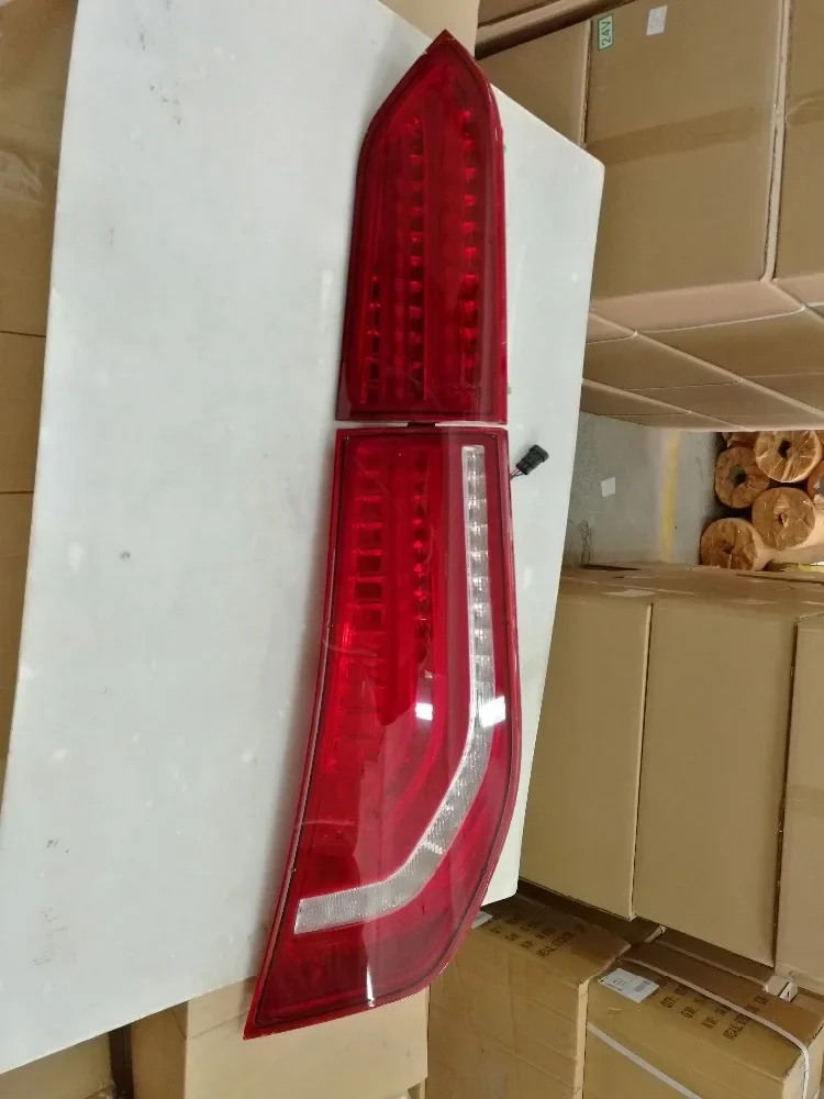 Auto lamps bus tail light for IRIZAR I8 HC-B-2676-1