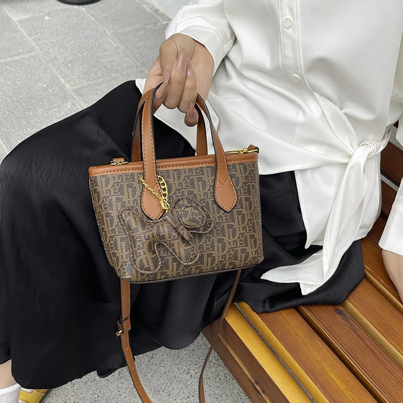 

Premium Handbag Women Multifunctional Shoulder Bag Fashionable Large Capacity Companion For Shopping And Travel