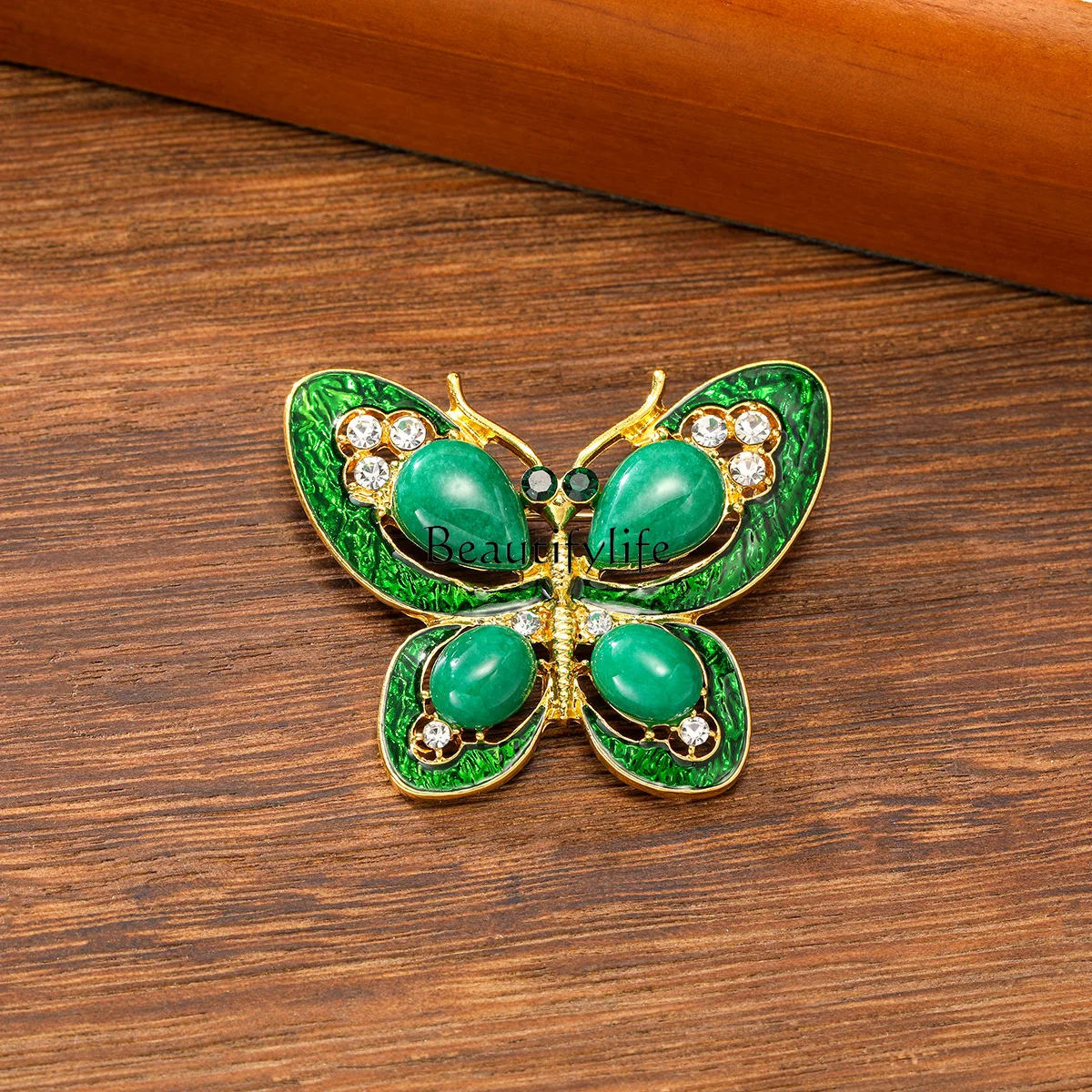 Medieval green natural stone agate butterfly brooch luxury temperament women's high-end coat corsage accessories