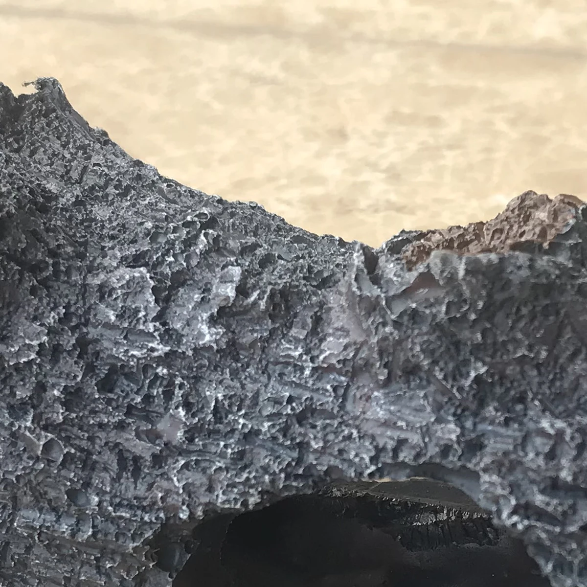

Resin Hidden Hollow Tree Realistic Simulation Trunk Tree Aquarium Fish Tank Hideouts Decor Holes Shelter for Shrimp Fish Turtle