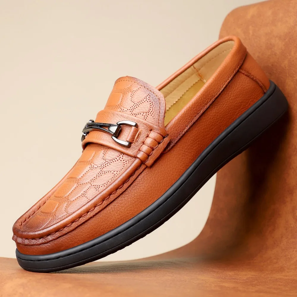 Lightweight Men's Leather Loafers Slip on Casual Shoes Comfortable Male Moccasins Breathable Business Shoes Daily Walking Shoes