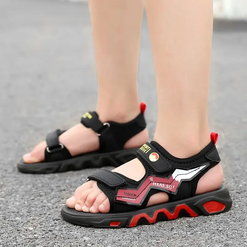 

2026 New Boys' Lightweight Anti-Slip Sports Sandals for Summer Beach Trendy Kids' Casual Footwear