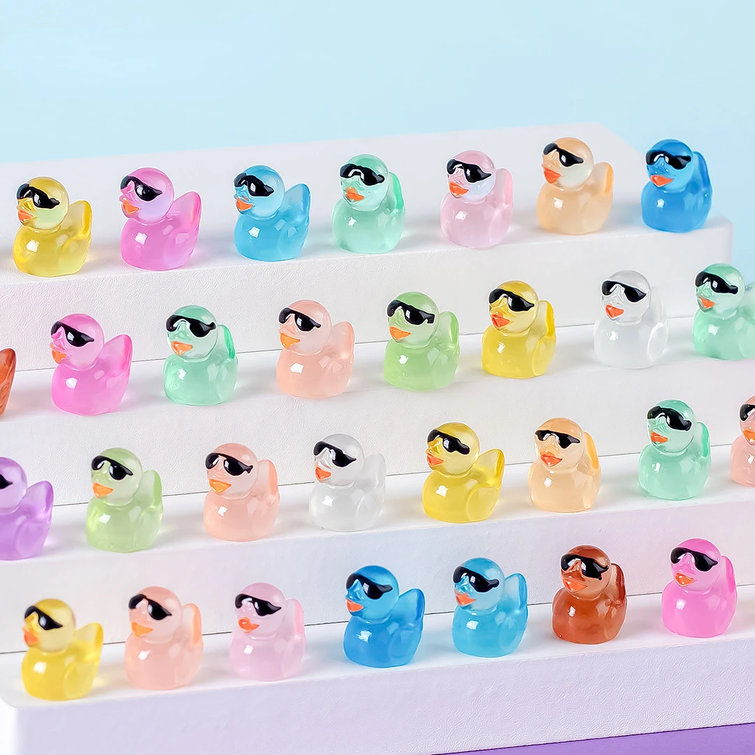 10/20/50PCS Mini Fluorescent Sunglasses Duck Ornament Miniature Figures Tiny Duck Resin Micro Landscape DIY Dollhouse Decoration