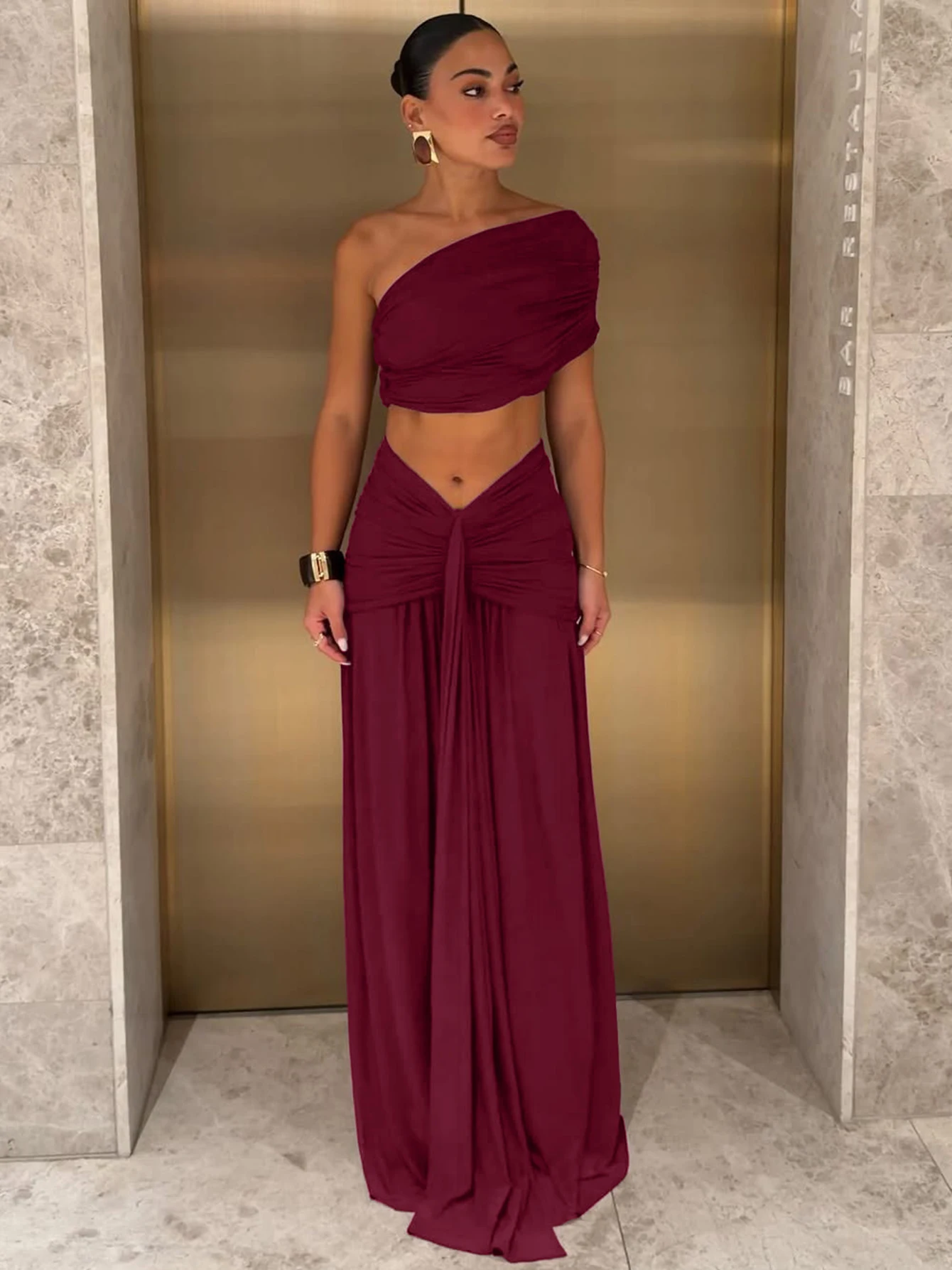 Hugcitar Fashion Ruched 2 Piece Sets Skew Collar Sexy Crop Tank Top Patchwork Pleated Maxi Skirt Female Beach Vacation Outfits