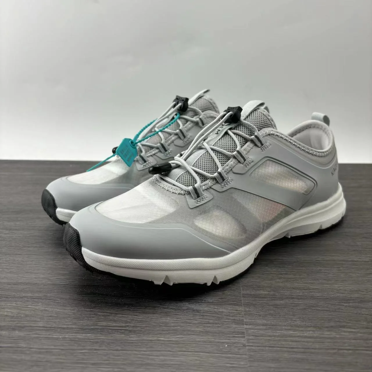 New 2025 summer hot sale neutral wear-resistant lightweight breathable mountaineering leisure hiking shoes very good