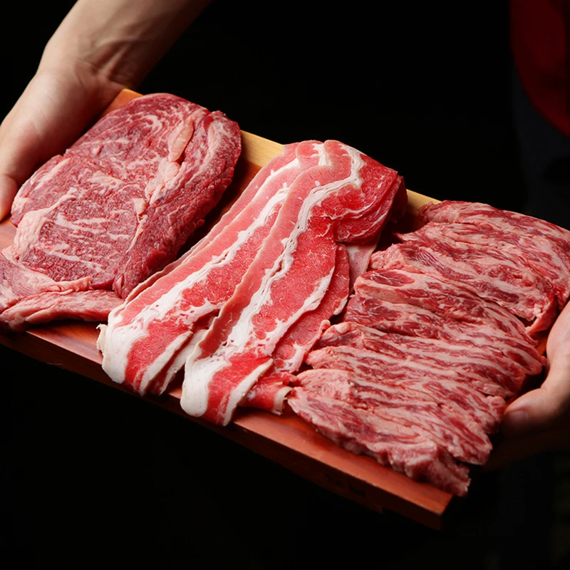 1++ Set Surtido de Carne Coreana 500g (Sirloin 250g + Rollo de Portabrocas 100g + Pechuga 150g)