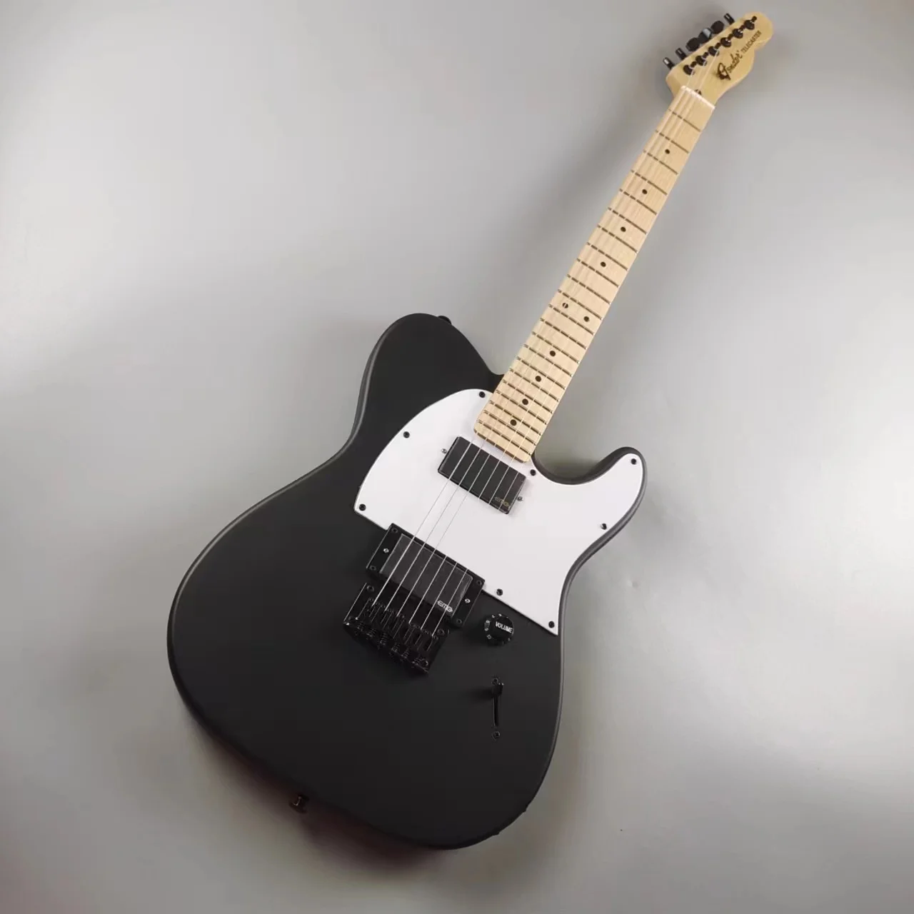 Tailai electric guitar, imported wood and environmentally friendly paint, black matte, EMG pickup, good sound quality, lightning