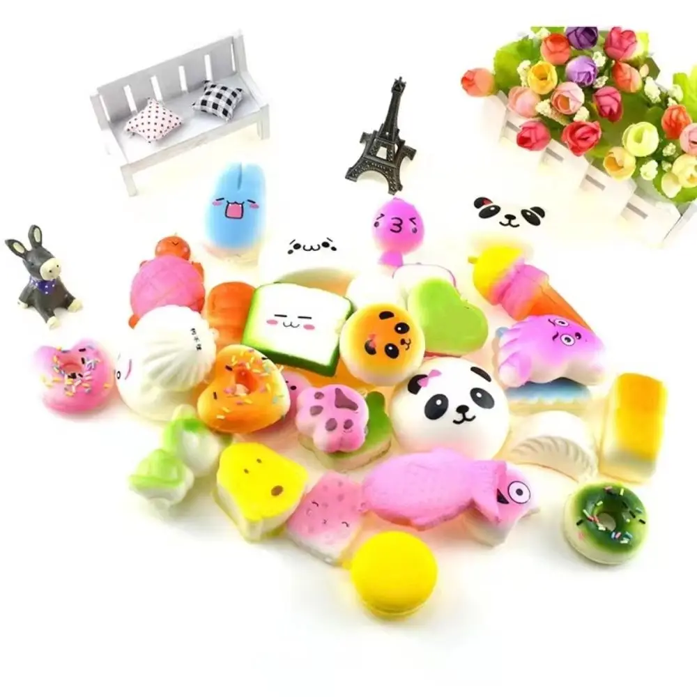 Porte-clés avec sangle de téléphone portable, banane, Toast, pain doux, mignon, Kawaii, jeu de simulation, gâteau à presser, cadeau pour enfants