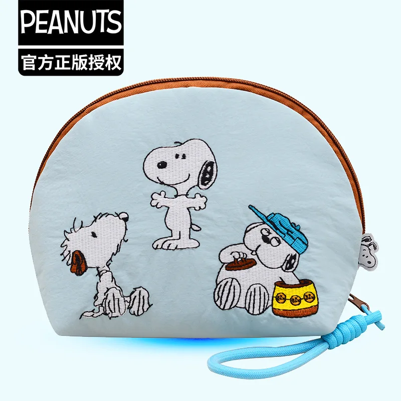 Cute Snoopy Padded Cotton Embroidered Shell Cosmetic Bag Hand Wrist Pouch Portable Makeup Storage Organizer Bag Bulk Wholesale
