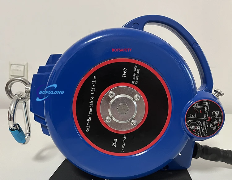 

Надежная защита от падения Самовытягивающийся спасательный канат из оцинкованной стальной тросы с устройством для предотвращения падения из полиэстера