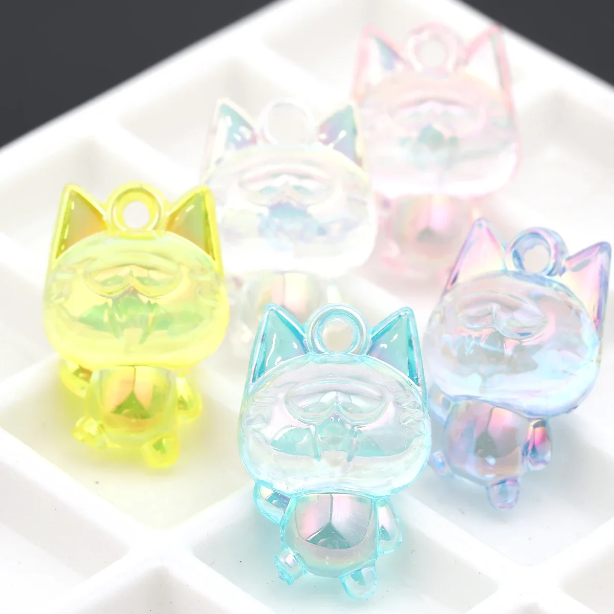 6pcs Random Color 1.9x2.9cm Transparent Cat Acrylic Beads for DIY Necklace Bracelet Jewelry Decoration Craft Supplies