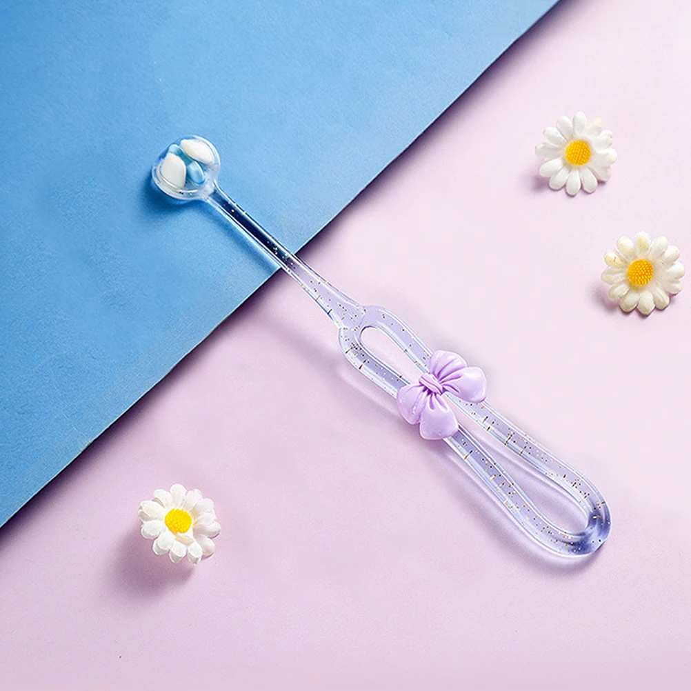 

Очаровательный трехсторонний набор зубных щеток из 3 шт.: Мягкие и нежные щетки для девочек, поощряющие хорошие зубные привычки.