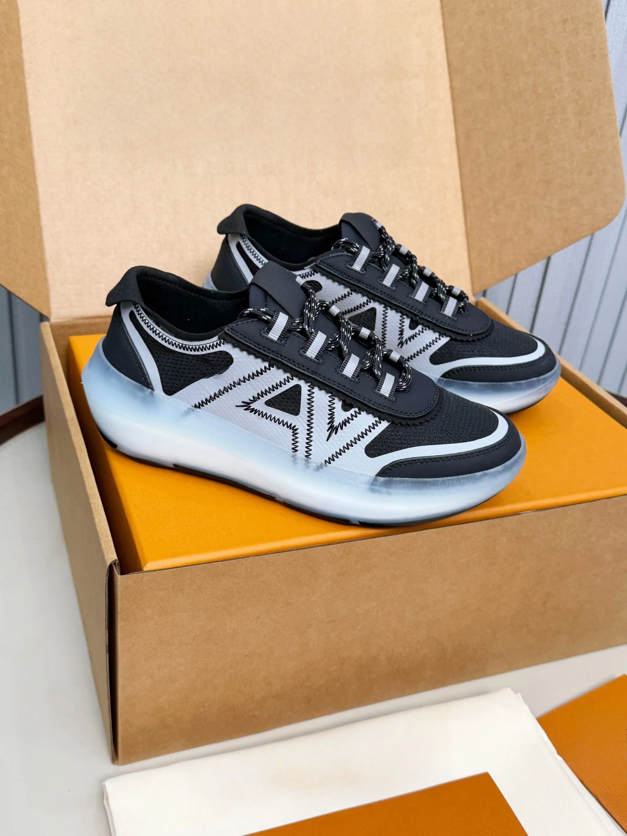Unisex Thick Sole Mesh Casual Sneakers, Trendy Splicing Breathable Height Increasing Dad Shoes for Daily Commute Running