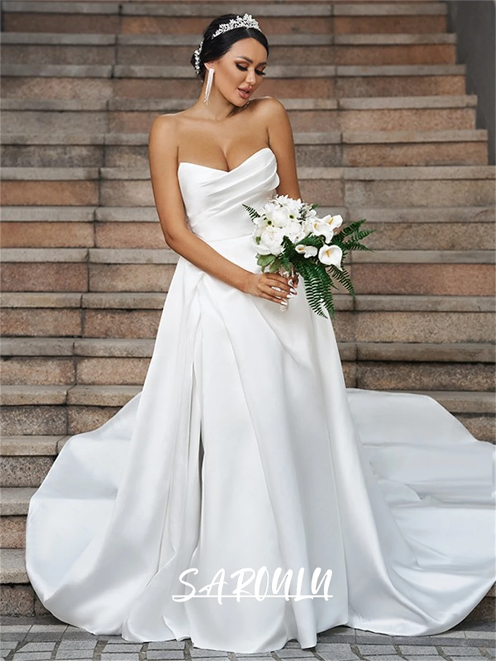 Abito da sposa maxi principessa in raso Abito da sposa senza schienale con scollo a cuore e abito da sposa su misura con strascico