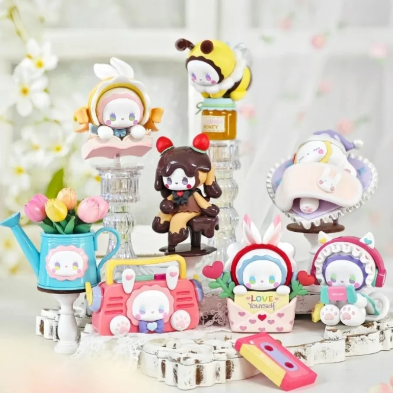 

Genuine Emma Blind Box Secret Forest Love Dopamine Cute Birthday Gift Trend Play Toy Mysterious Surprise Box Exquisite figure