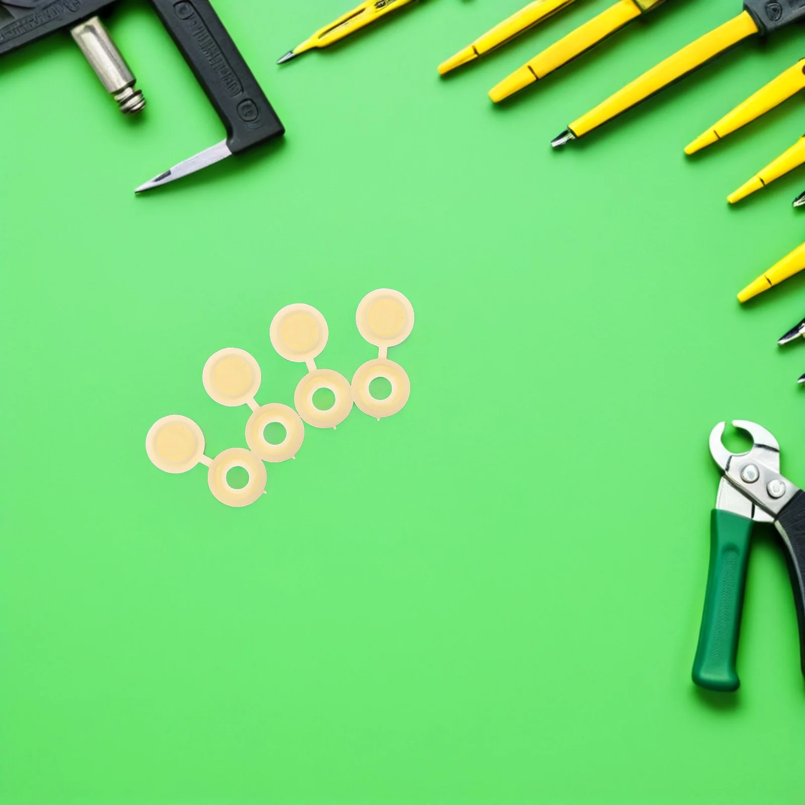 

500pcs Decorative Screw Covers Caps Plastic Hinged For M4 Round Dust-Proof Protective Bolt Covers Shutters Furniture Diy