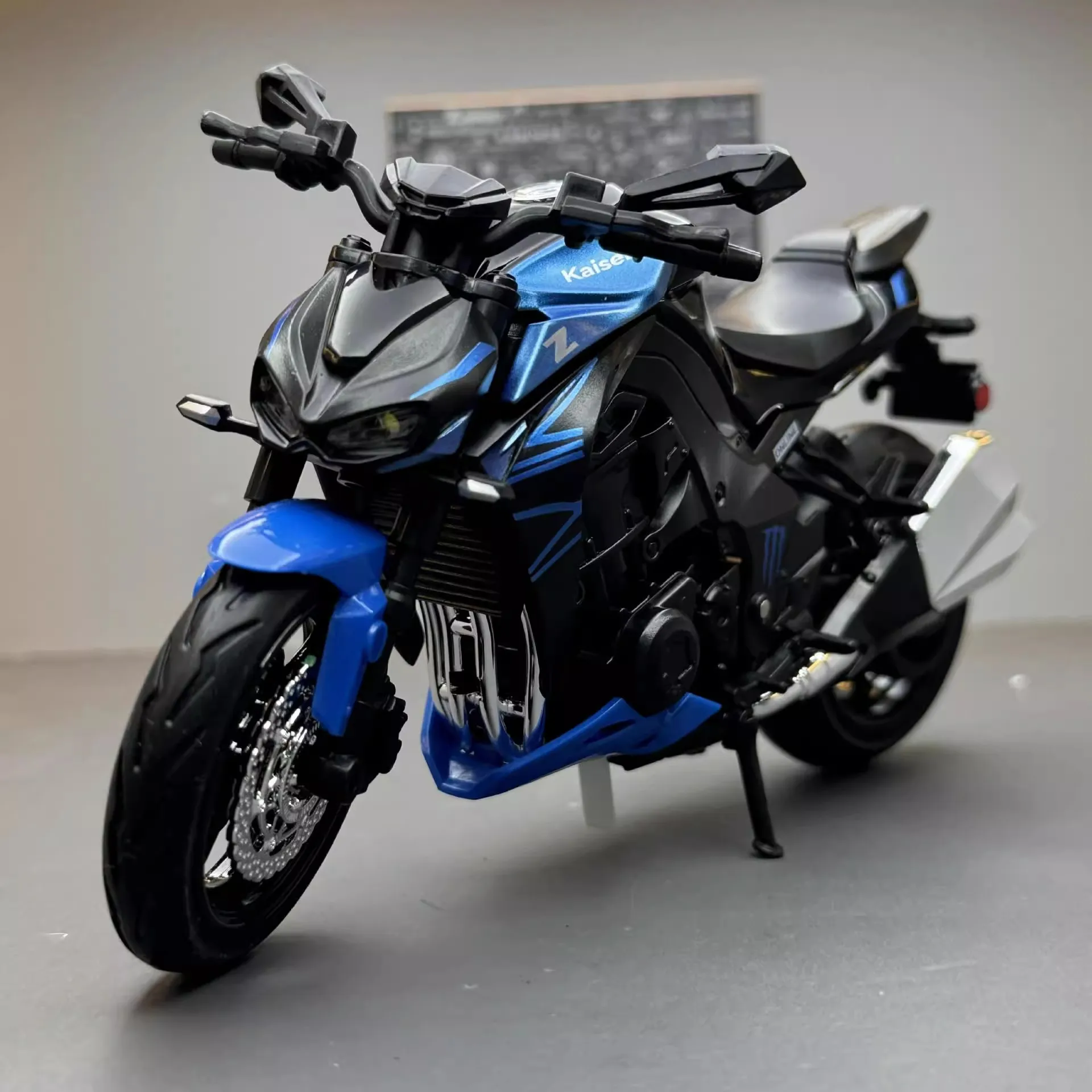 

1:12 Kawasaki Z1000 уличный автомобиль мотоцикл литая под давлением модель звук свет сплав игрушка подарок для детей декоративные украшения