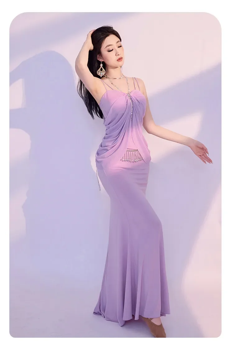 Neues Bauchtanz-Übungsoutfit, Trägerkleid, sexy Bauchbedeckung, orientalisches Tanzkostüm für Auftritte, professionelles Bauchtanz-Outfit. – Detail 10