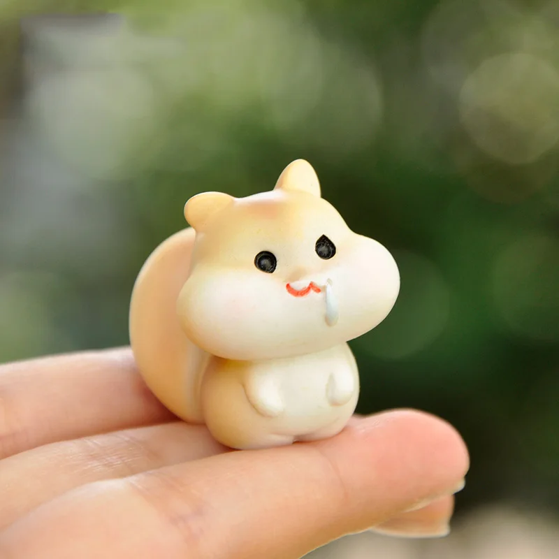 2-5cm Cartoon Animals Panda Figurines Hamster/Squirrel/Dog Miniature Fairy Garden Accessories Terrarium Room Decor Statue