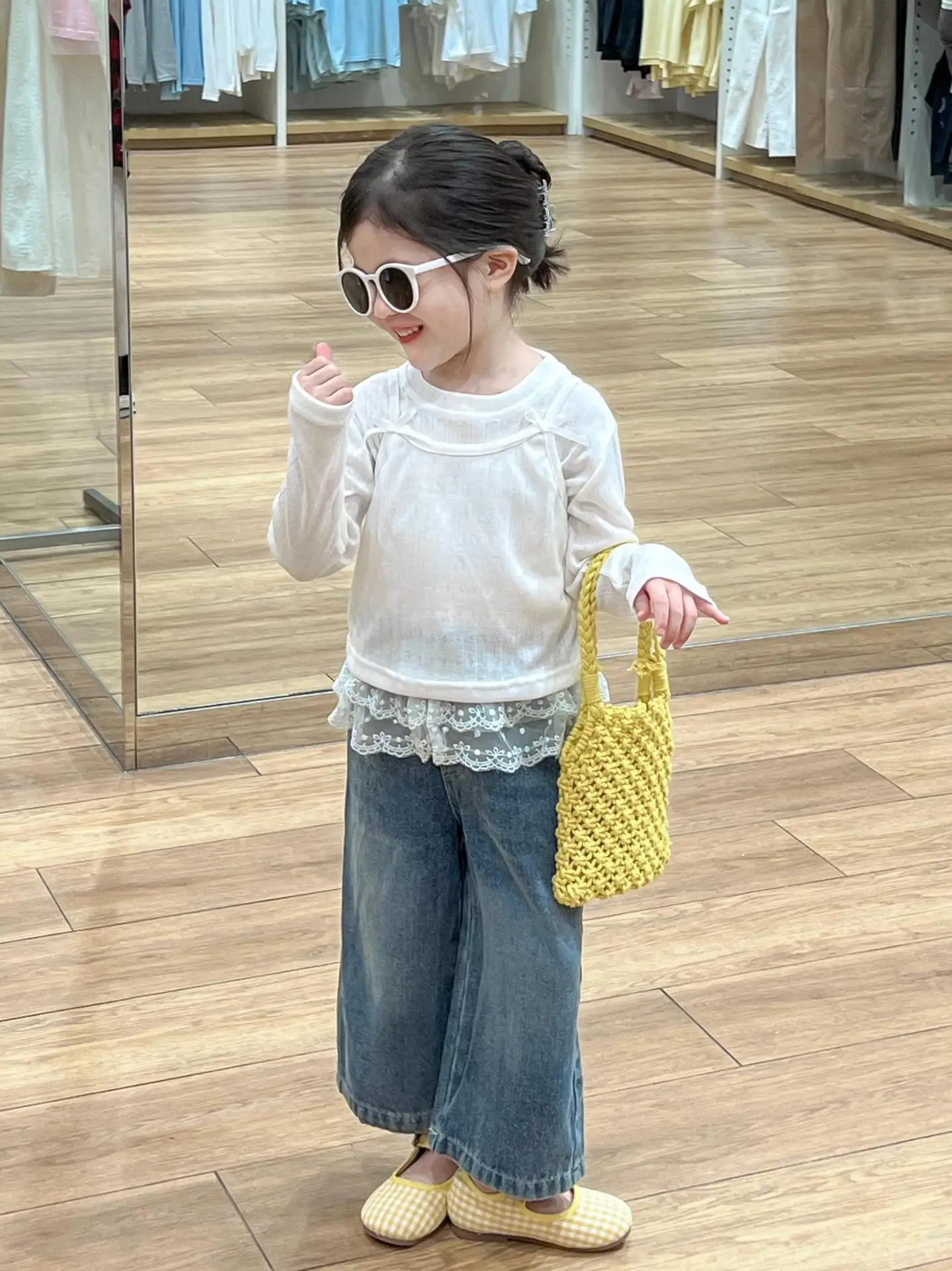 Girls' Autumn Clothing Sweet Stacked Bow Suspender T-Shirt Two-piece Lace Lace Denim Wide Leg Pants