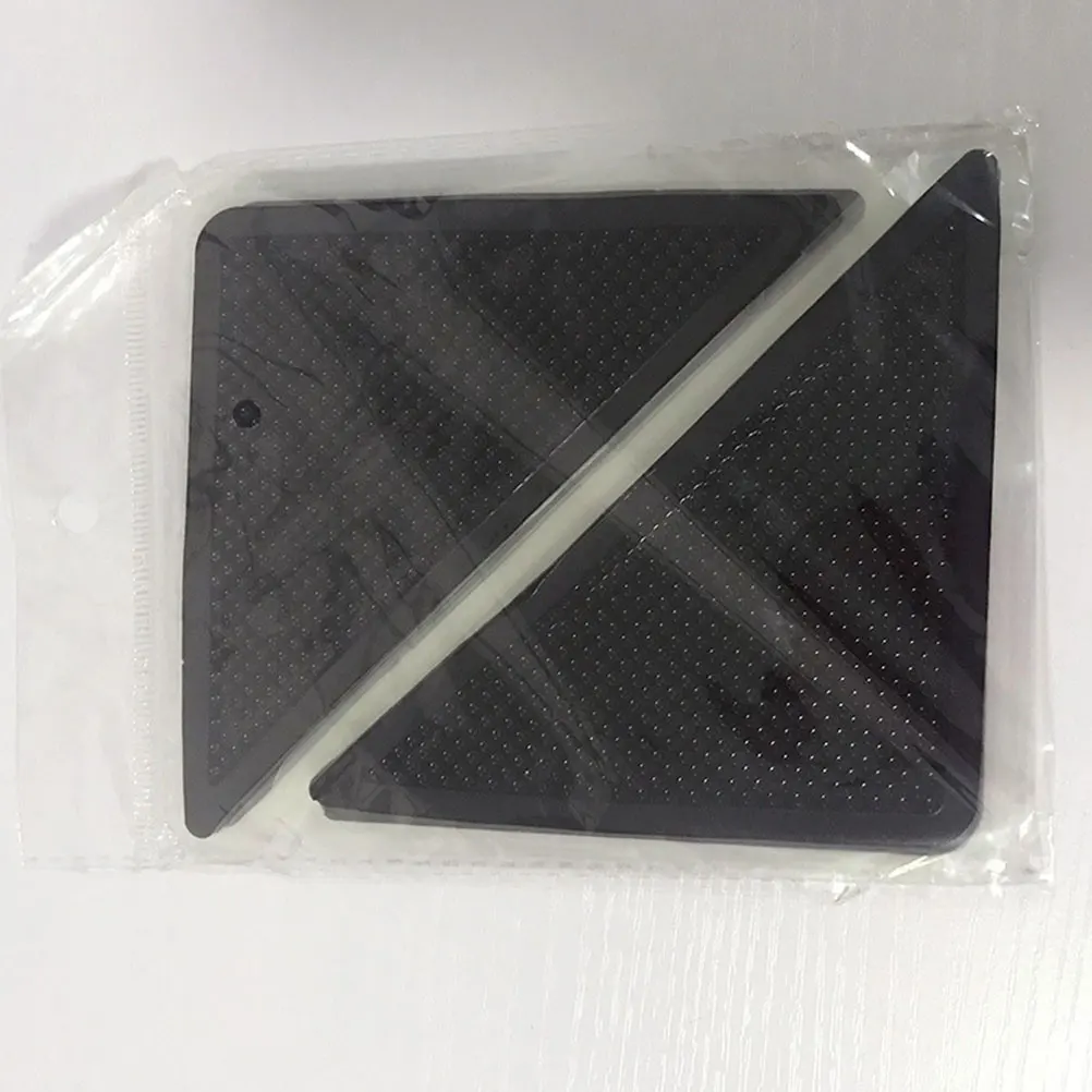 

4 Pcs Carpet Fixing Stickers Black PU Material Non Rug Pads for Hardwood Floors Easy Installation Versatile Use Stylish