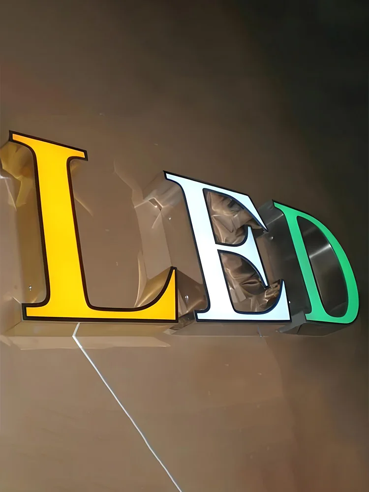 Letreros de letras de acero inoxidable retroiluminados en 3D, letreros de negocios dorados personalizados, letreros retroiluminados para escaparate al aire libre, logotipos iluminados en oro 3D