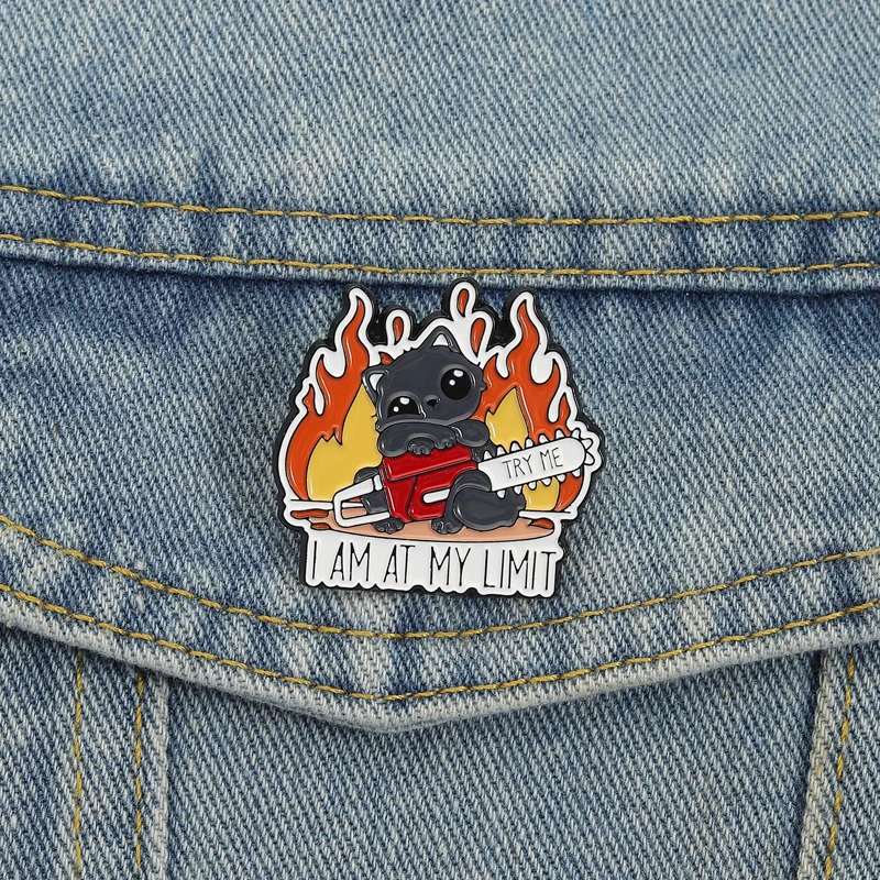 Rage Cat Pin Chainsaw Flames Design I'm At My Limit Slogan Humor Contrast Style for Backpack Decoration Stress Relief Gift