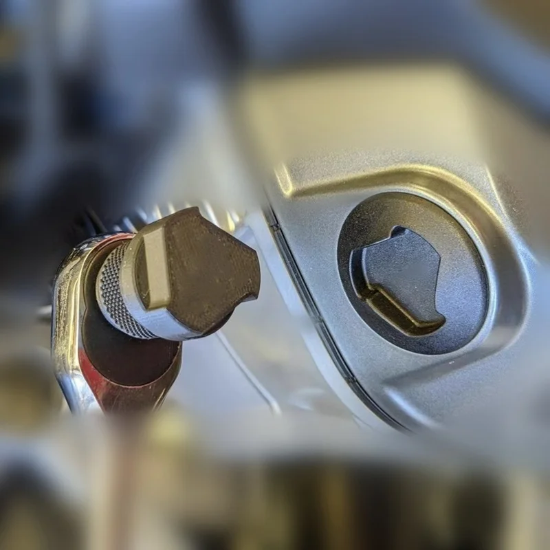 Herramienta de extracción de llave de tapón de llenado de aceite de motor de motocicleta para BMW R1250GS R1200GS LC adv R 1250 1200 GS R1200RT R1200R R nine t R