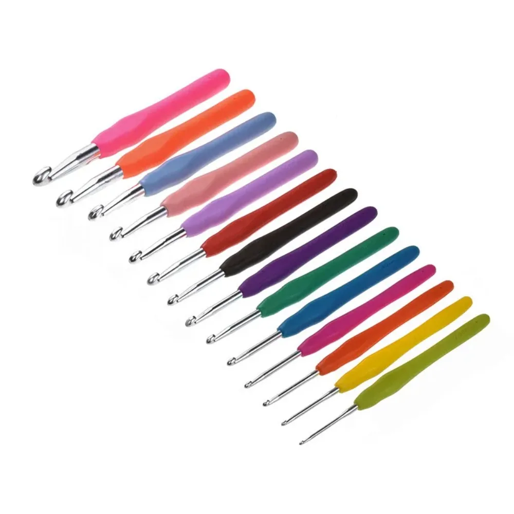 9 قطعة/14 قطعة خطاف كروشيه مزيج حجم مقبض ناعم الحياكة السنانير الإبر Craft بها بنفسك الحرفية الغزل الخياطة إبرة معدن الألومنيوم إبرة كروشيه