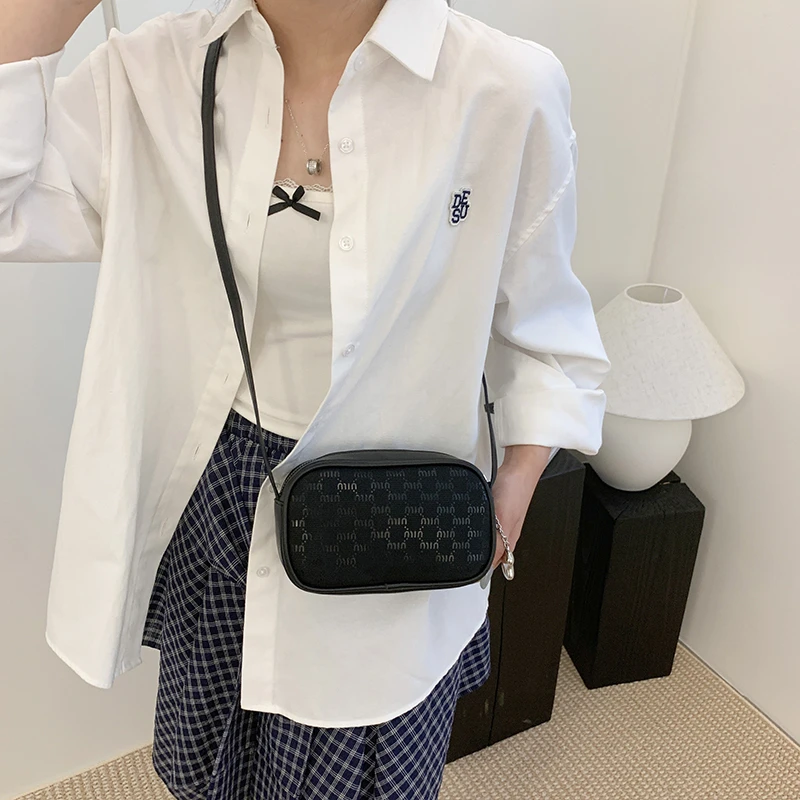 

Elegant Stylish Crossbody Bag for Women Luxury Vintage Leather Tote Minimalist Designer Handbag Chic Casual Letter Logo