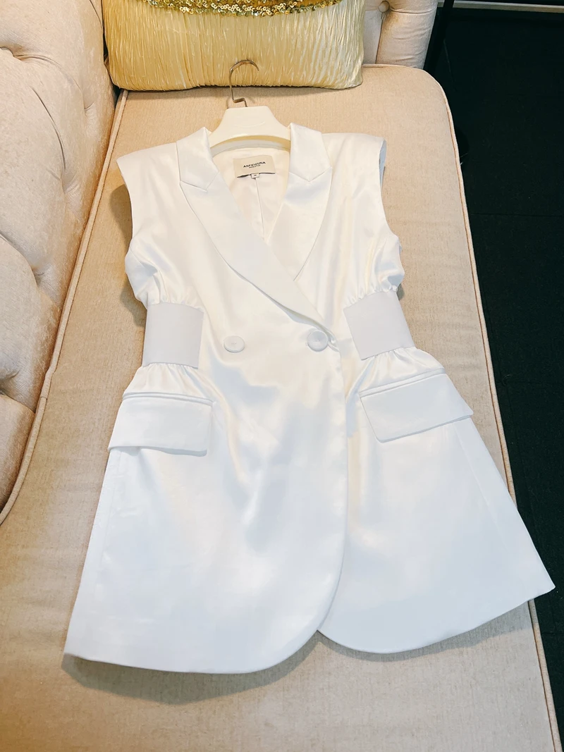 Lingzhi Wu White Satin Blazer 2024 Summer Vintage Brief Elegant White Satin Tank Top Ladies Top Quality Outerwear New Arrival