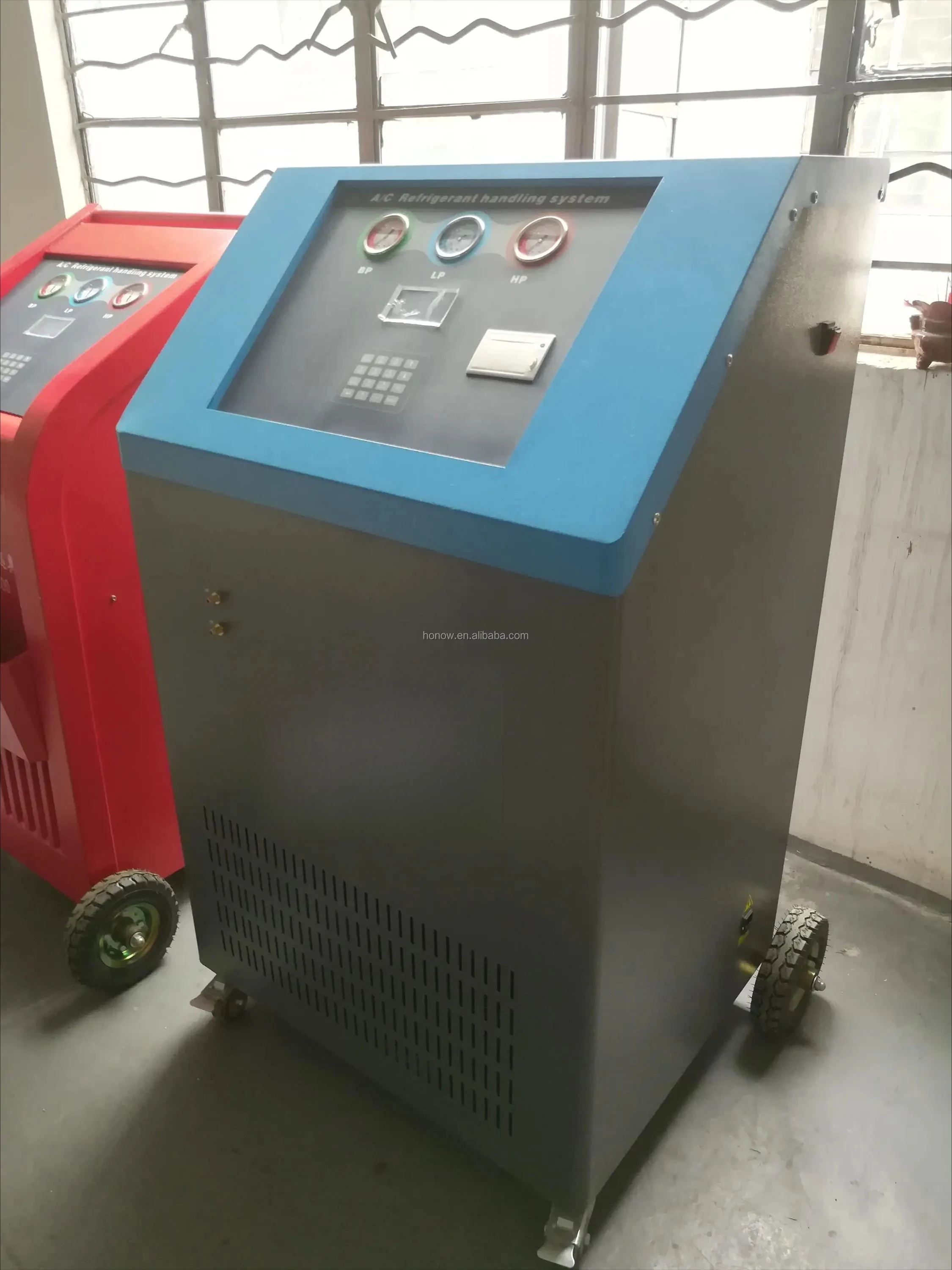 Bus A/C Refrigerant…