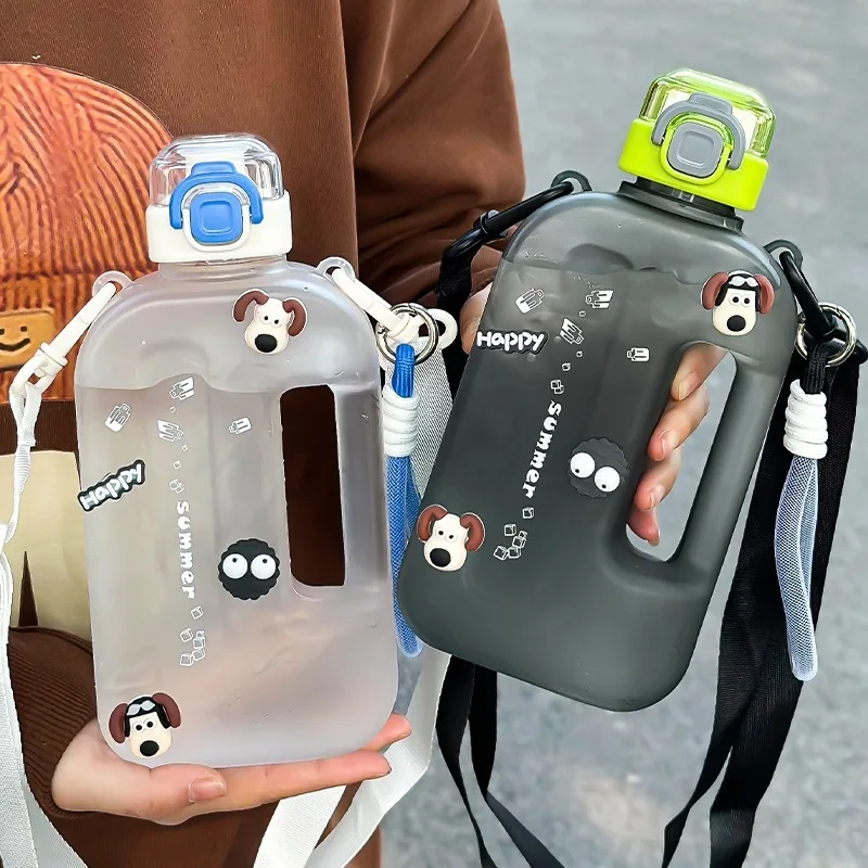 

Large Capacity Portable Shoulder Strap Plastic Kettle For Girls Outdoor Fitness And Sports Casual Straw Gradient Frosted Cup