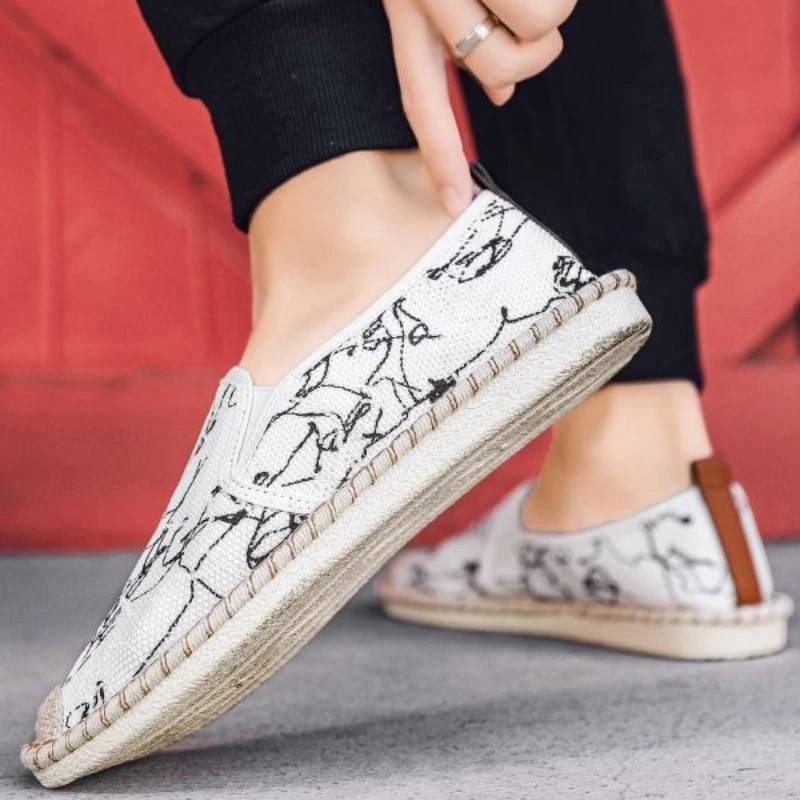 

Мужская повседневная обувь с принтом, без шнуровки на плоской подошве, кожаные кроссовки в стиле ретро для отдыха, трендовая дизайнерская роскошная прогулочная мужская обувь 2023 года