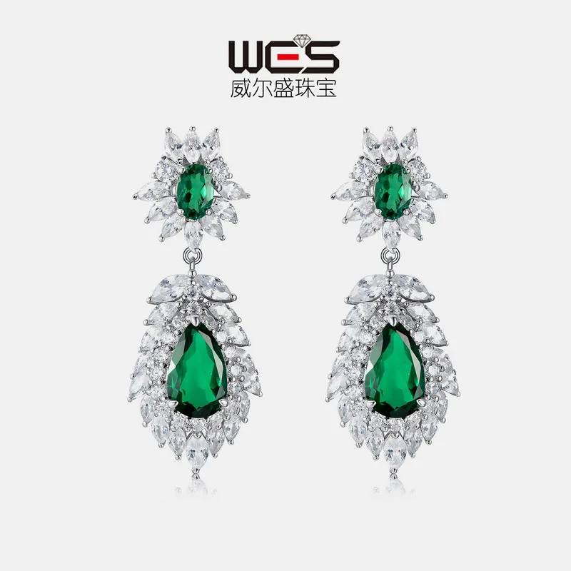 

18K Gold Inlaid Colored Baby Stone PT950 Platinum Cultured Emerald Earrings for Women Retro Luxury