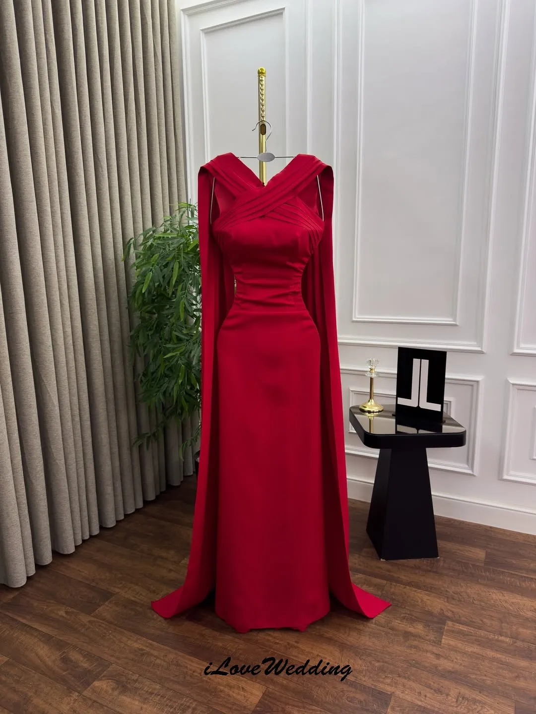 Czerwone Eleganckie Sukienki na Bal Bez Rękawów 2025 Sukienka na Wesele dla Kobiet Gości Plisowane Suknie Formalne Długie do Podłogi Gala Szyte na Miarę