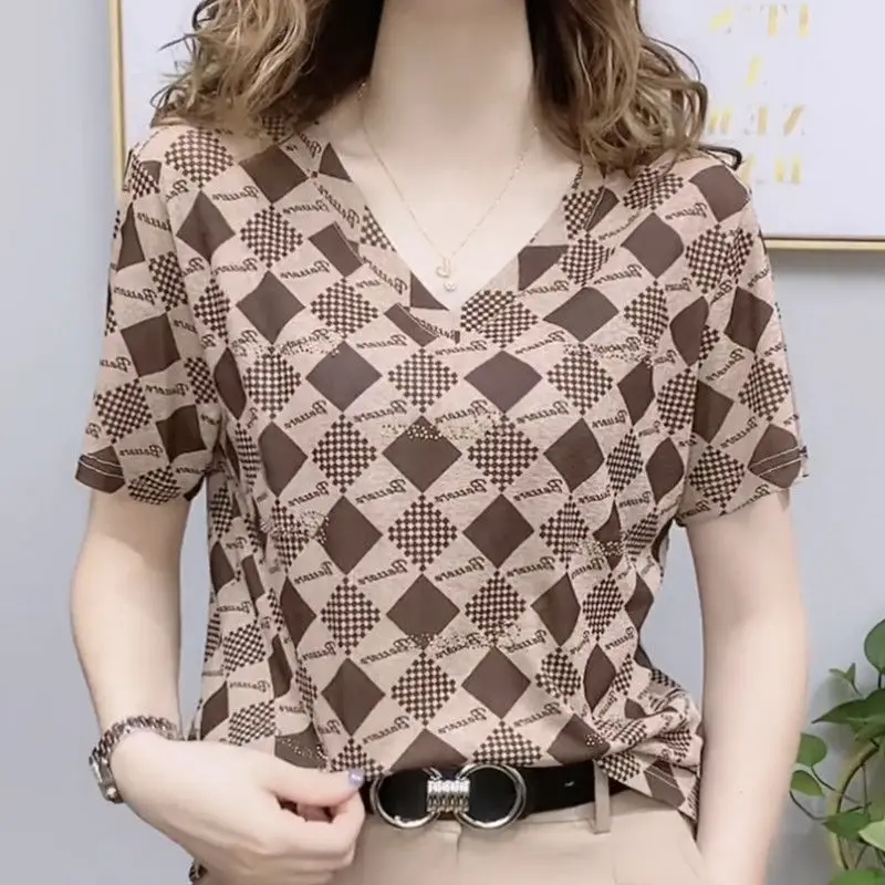 Mulheres Vintage Argyle Imprimir Strass Básico T Shirt Verão Moda V Pescoço Manga Curta Y2K Tops Casual Loose Tees Ropa De Mujer