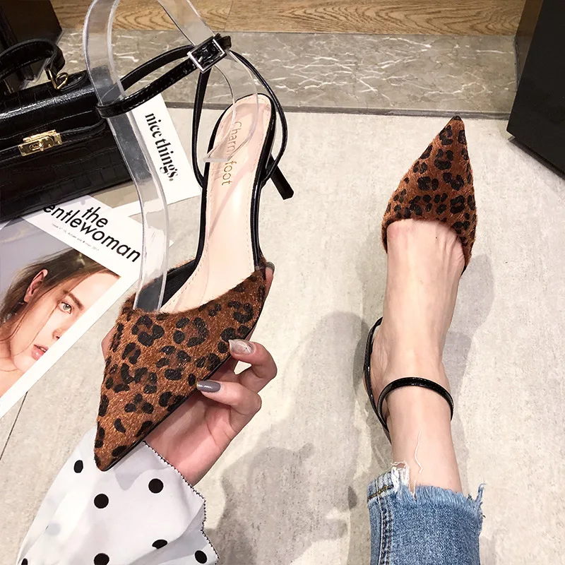 Women's shoes Nice one-piece leopard print pointed toe stiletto with a word buckle thin belt double-match fabric high heels