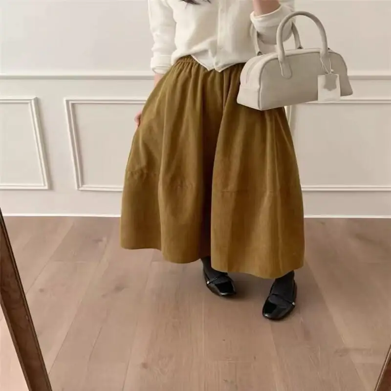Saia feminina outono e inverno saia de veludo cintura alta emagrecimento uma linha saia casual elegante jovem versátil estilo coreano