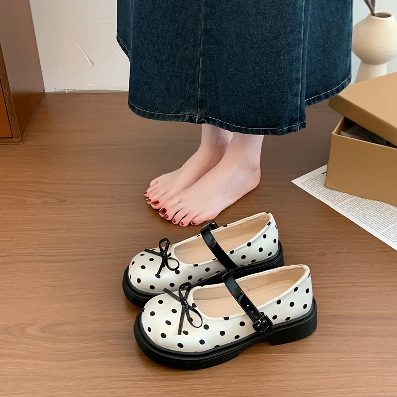 バタフライノットフラット厚底メリージェーンシューズ-レディース-春夏-ヴィンテージ水玉スカートに合う-スリッポン-ラウンドトゥ-ラバーソール