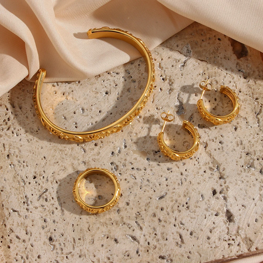 E.B.belle Classical Vintage Women Gold Plated Jewelry Set Chunky Statement Earring Rings India Dubai Gold Jewelry Accessories