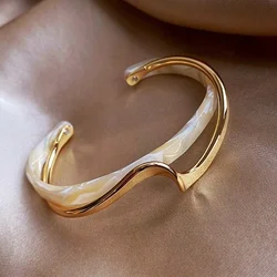 Korea Light Luxury White Shellfis Board Bracelet Bend Metallic Texture Bracelets Set for Women Fashion Jewelry Gifts Wholesale