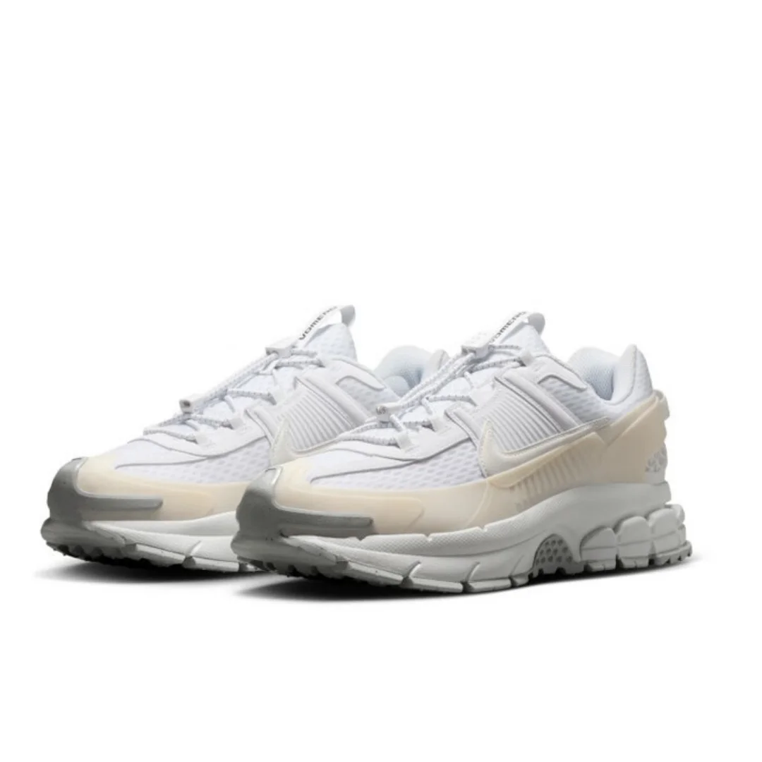 

Nike's New Lightweight, Comfortable, and Durable Men's Sports Jogging Shoes, Zoom Vomero Roam Cushioning Daily Training Running Shoes, Simple Off-White Splicing Design Outdoor Casual Sports Shoes, a Must-Have for Going Out, Hj4646-100