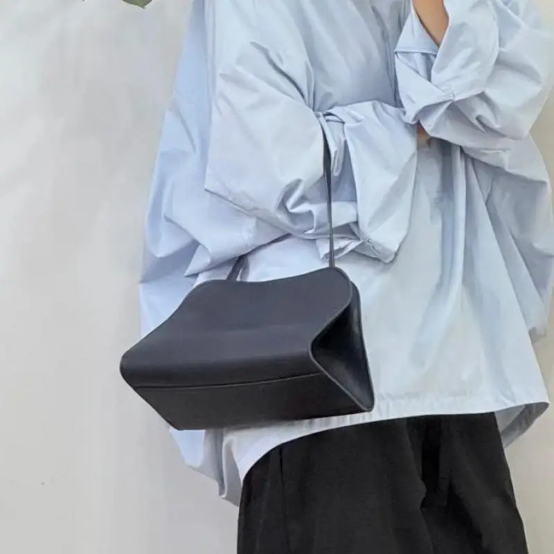 2025, neue modische, lässige, vielseitige horizontale, quadratische Handtasche für Damen, personalisierte High-End-Einzelschultertasche, trendig
