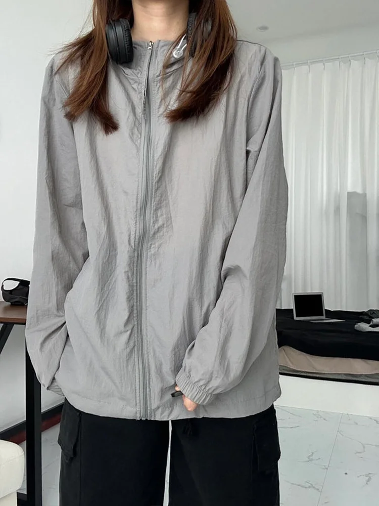 Gray Ice Silk Sun Protection Outerwear Coat Lightweight Spring Summer Casual Style for Men And Women with Hood Zipper Closure