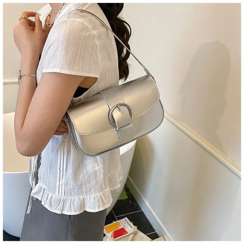 Luxury Diaper Bag Ladies Shoulder Handbag Fashionable Designer Large Capacity Solid Color Casual Simple Vintage
