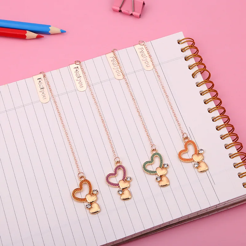 2pcs Cartoon Star Pattern Shape Metal Bookmark for Book Clips Cute Small Pendant Special-shaped Book Page Folder Bookmarks