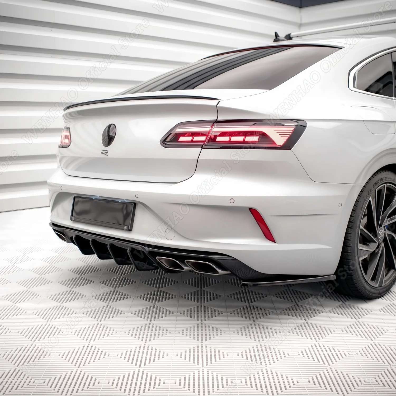 Maxton Style Rear Bumper Diffuser Side Splitter Protecter for Volkswagen Arteon R Sedan / Shooting Brake Mk1 Facelift Tuning