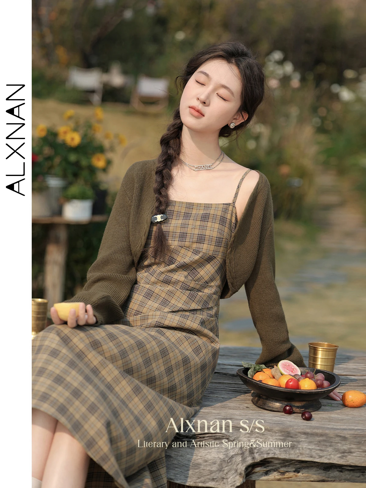 ALXNAN Summer Strap Dress for Women 2024 Spring Summer New Plaid A-line Midi Ruched Zipper Woman Spaghetti Straps Dresses L33722