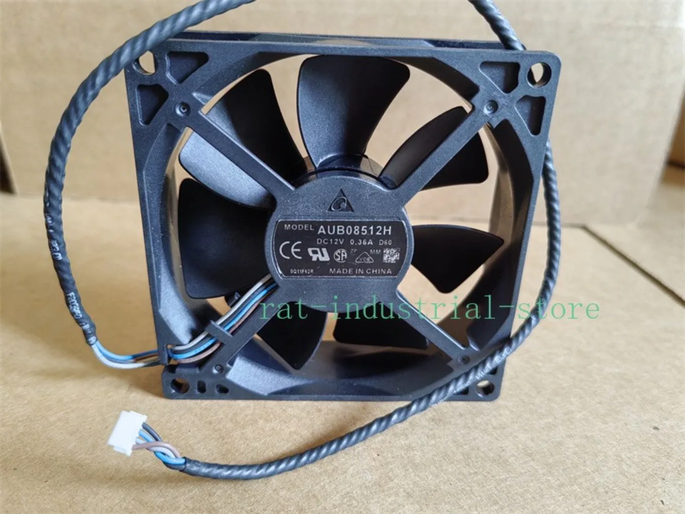 

1PC for AUB08512H Cooling Fan 12V 0.36A 4-wire the projector 85 * 85 * 25mm